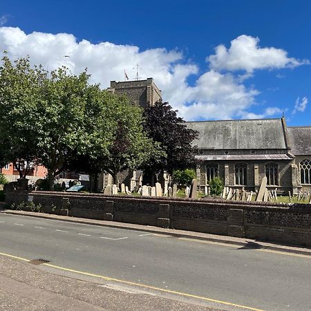 Large 2-Bed House Derbyshire Off Chatsworth Rd Честерфілд Екстер'єр фото