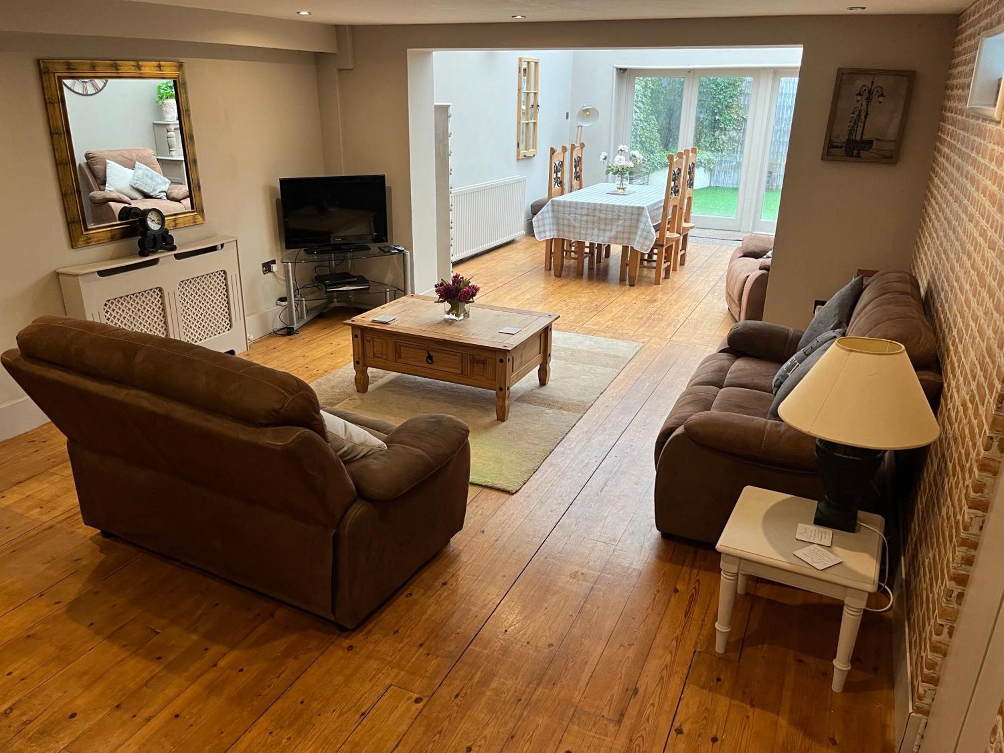 Large 2-Bed House Derbyshire Off Chatsworth Rd Честерфілд Екстер'єр фото