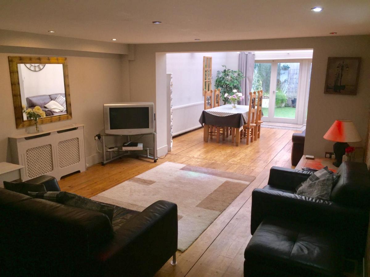 Large 2-Bed House Derbyshire Off Chatsworth Rd Честерфілд Екстер'єр фото